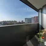 Hanza Tower 514 By Bookinghost * シュチェチン
