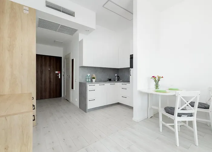 Hanza Tower 514 By Bookinghost * Szczecin