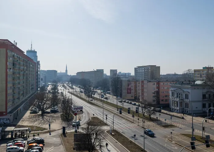 Hanza Tower 514 By Bookinghost *