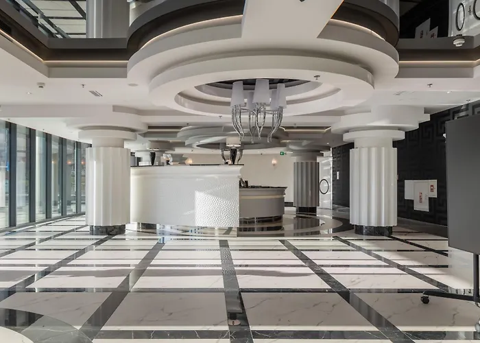 Hanza Tower 514 By Bookinghost Apartament