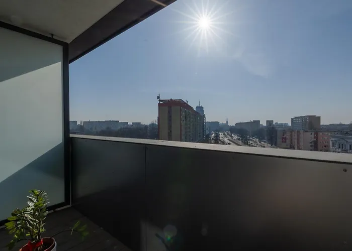 Hanza Tower 514 By Bookinghost *